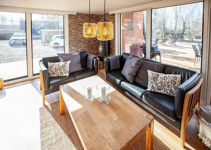 3 Bedroom Amazing In Farsø