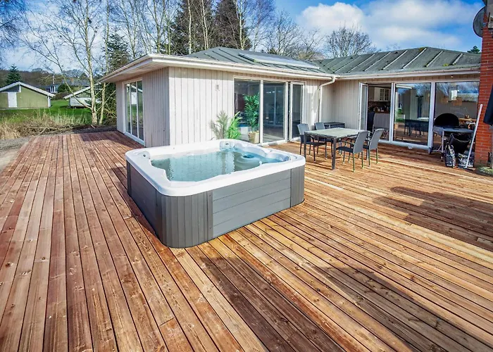 Hébergement de vacances 3 Bedroom Amazing In Farsø